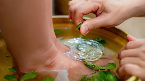 Lounge Spa & Massage (라운지스파앤마사지)