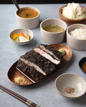 シオトン 本店