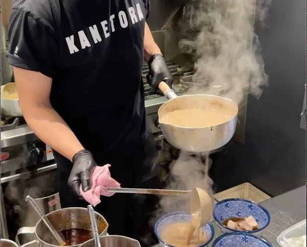 멘야 카네토라 하카타 데이토스점 사진 3