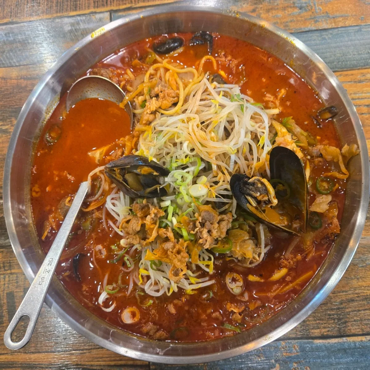 유사부의 중화식탁