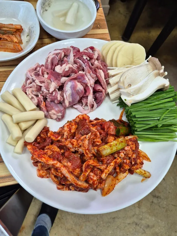 느티나무집 사진 5