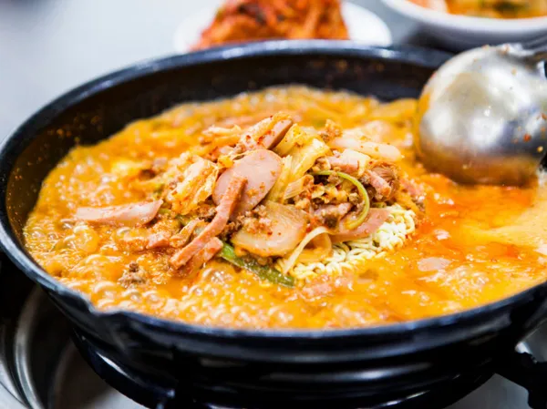 송탄 최네집부대찌개 본점