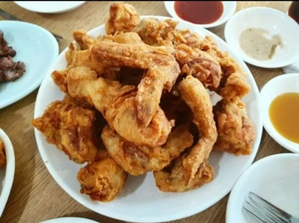 용성통닭 본점 사진 2