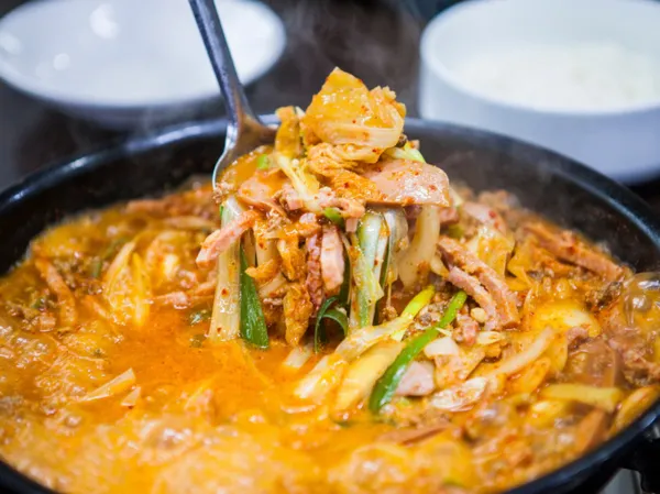 송탄 최네집부대찌개 본점 사진 2