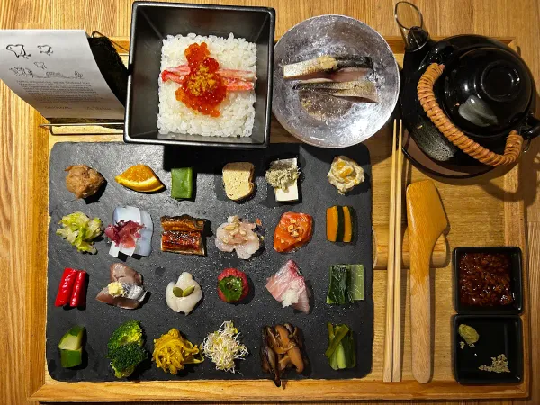 테오리 스시 AWOMB 카라스마 본점 사진 4