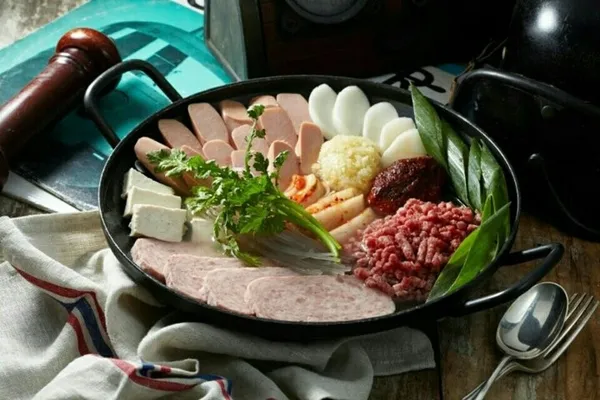 훼미리부대찌개&곱창 일산대화점 사진 2