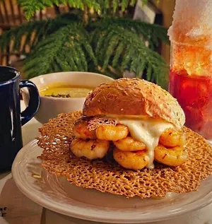 Gunsan Burger Lab Kitchen Huga