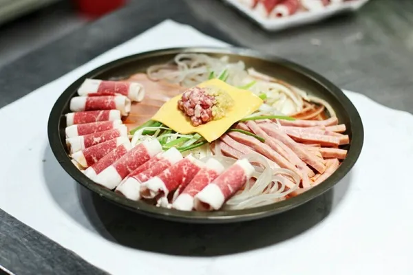 엉클부대찌개 청당점 사진 3