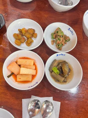 두리원 손두부