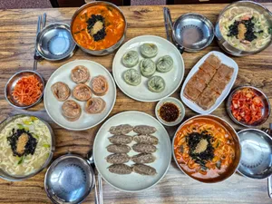 Hanseong Kalguksu