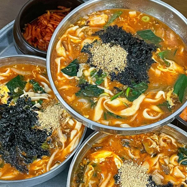 감자바우 장칼국수