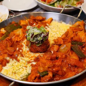 Nubo Dakgalbi