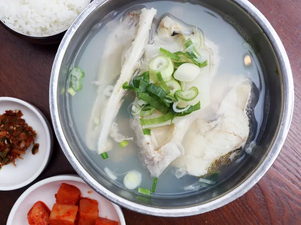 속씨원한 대구탕 미포 본점