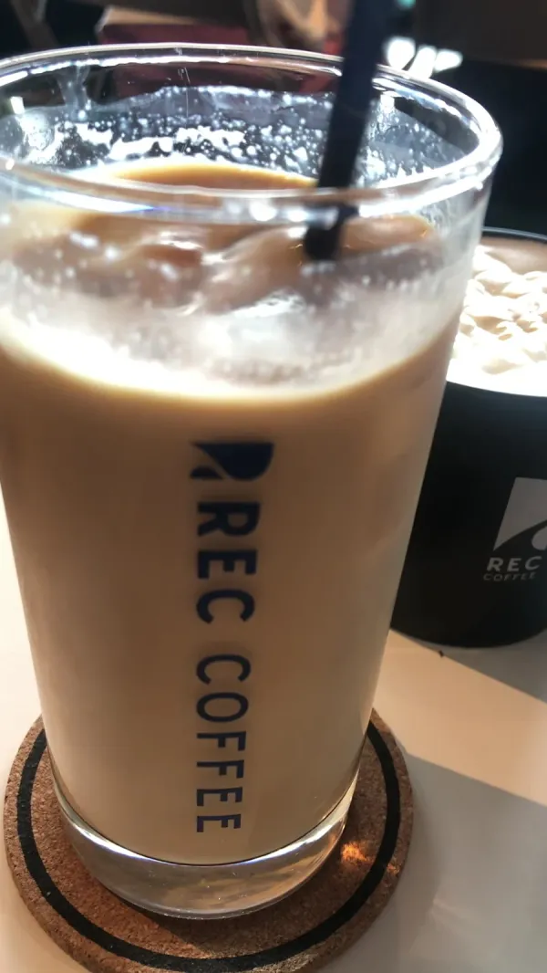 REC 커피 사진 3