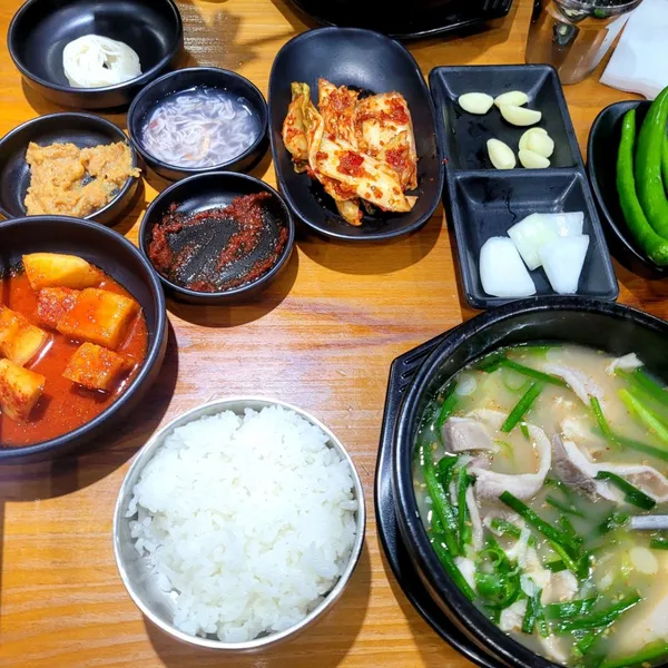 수영공원돼지국밥 사진 4