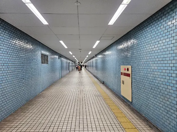 나카자키초 역