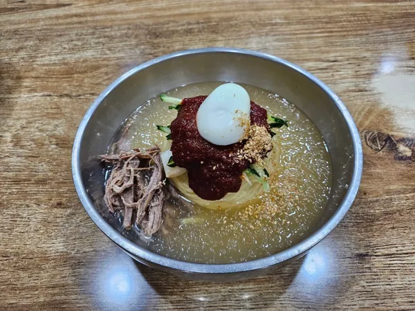 국제밀면 본점 사진 2