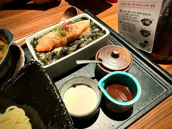 元祖博多めんたい重 西中洲の写真4