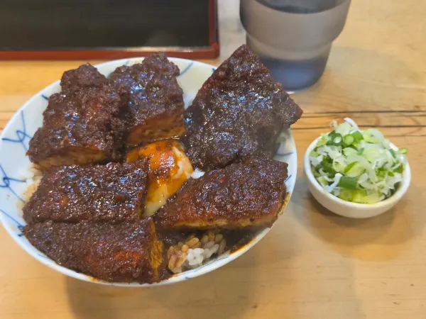 아지도코로 카노우 사진 4