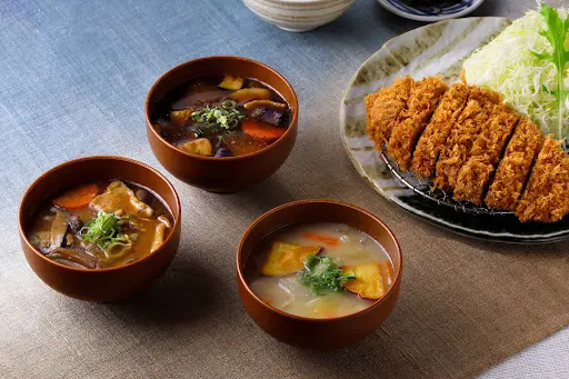 가츠쿠라 산조 사진 3