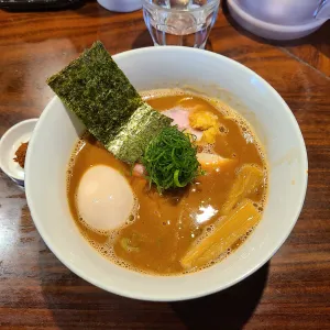 RAMEN GOTTSU