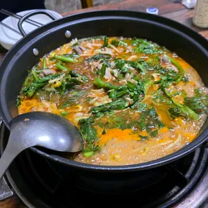 シヨンスンデ