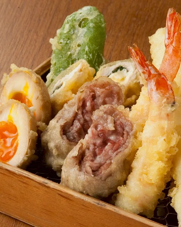 串天ぷらと焼小籠包 食堂◎まるに 天神本店 사진 3