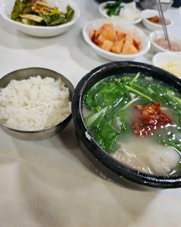 가마솥돼지국밥 대구본점 사진 5