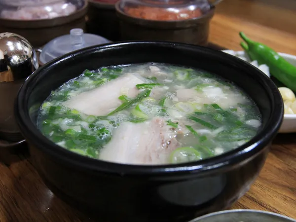 본전돼지국밥 사진 3