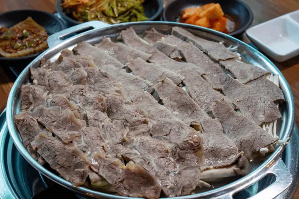 면뽑는선생만두빚는아내