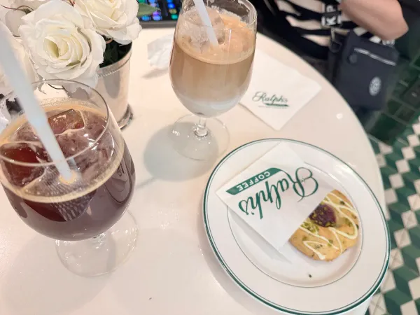 ラルフズ コーヒー表参道の写真5