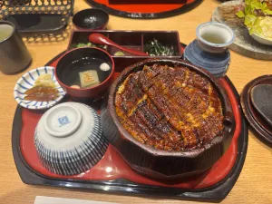 あつた蓬莱軒 松坂屋店