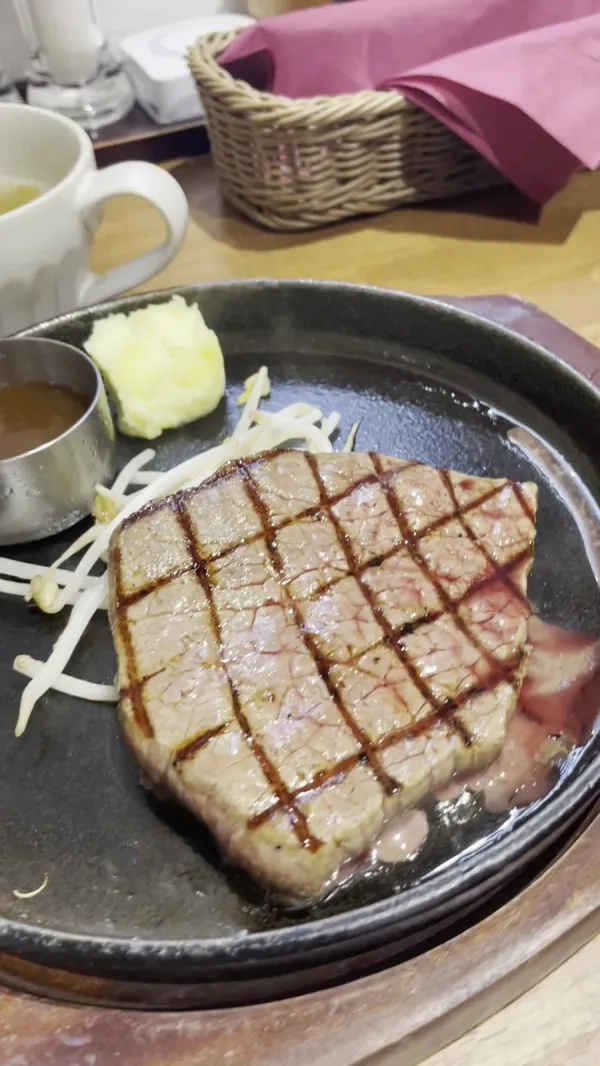 ステーキ&ハンバーグISHIHARA 사진 2