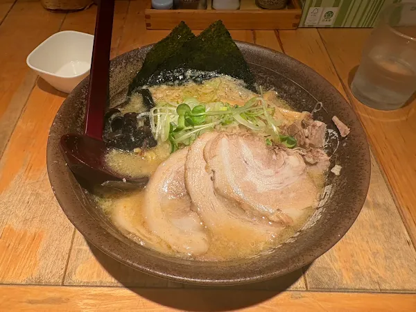 시라카바산소 라멘요코쵸점 사진 5