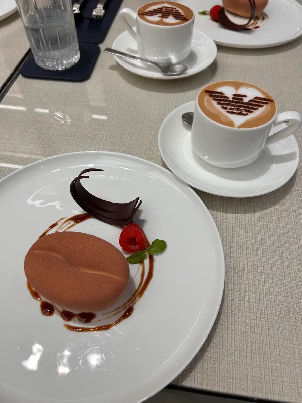 Emporio Armani Caffè 사진 3