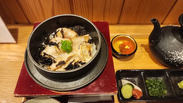 Noukabanzai Tonariya Nodoguro Rice Pot Specialty Restaurant 사진 5