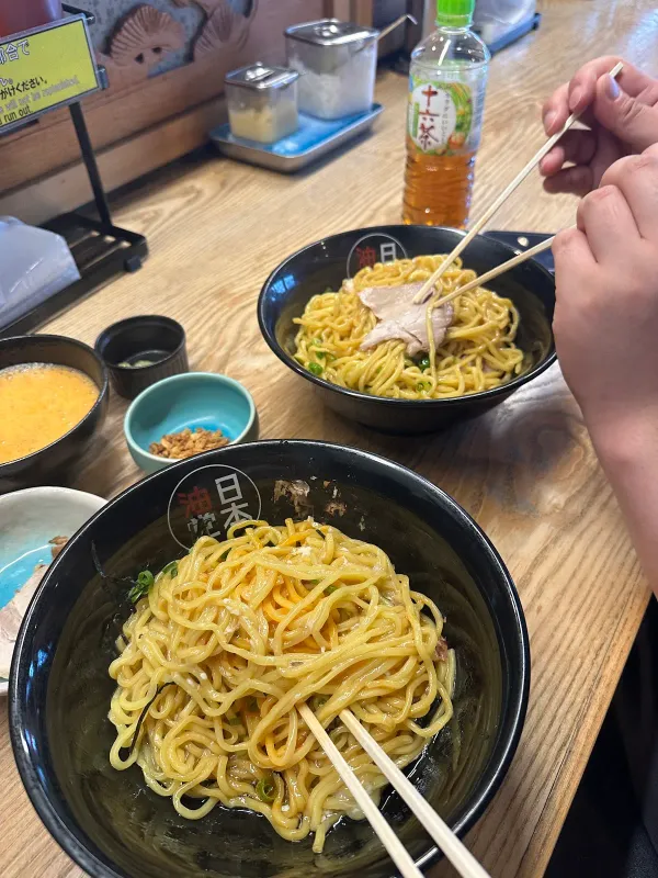 日本油党渋谷総本部の写真5