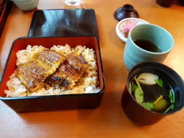 炭焼きうなぎの魚伊 天五店の写真3