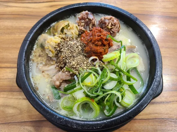 복돈이 가마솥 순대국 강남본점