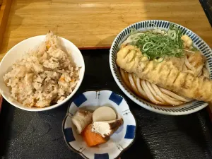 うどん 讃く