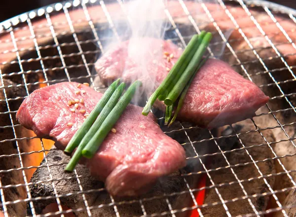 炭火焼肉 にく式 すすきの店 사진 4