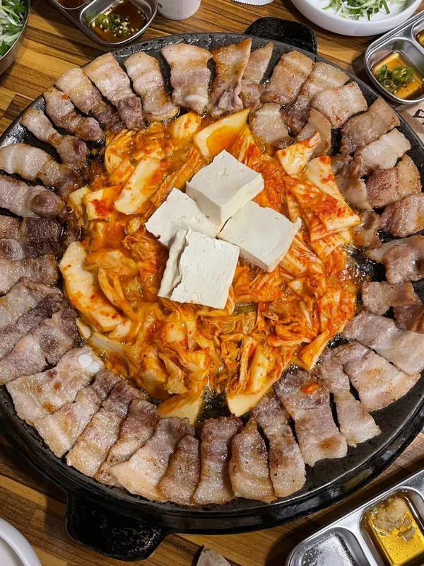 무쇠김치삼겹 한남점 사진 2