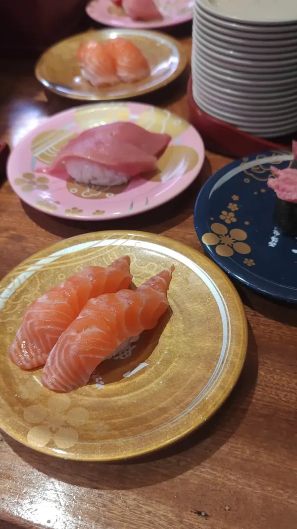まわる寿し もりもり寿し 片町店 사진 2