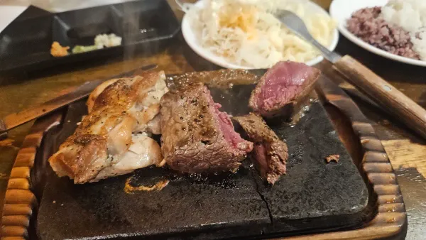沖縄食堂 やっぱりステーキ 松山店の写真5