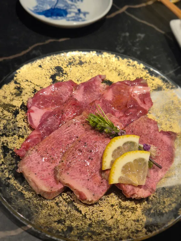 炭火焼肉 胤舌 -shintan-の写真3