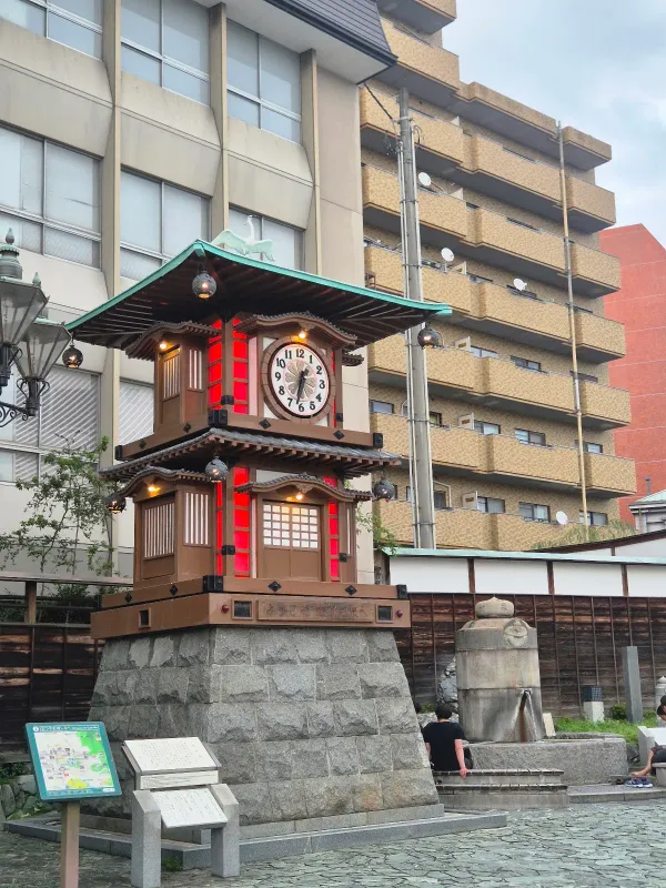 坊っちゃんカラクリ時計の写真2