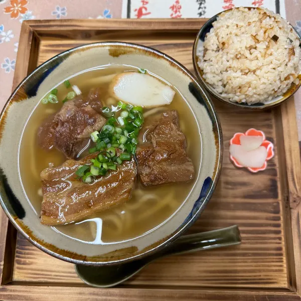 そば処きくや 沖縄そば専門店 사진 4