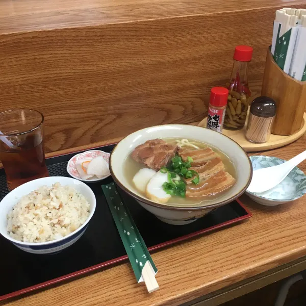 そば処きくや 沖縄そば専門店 사진 5