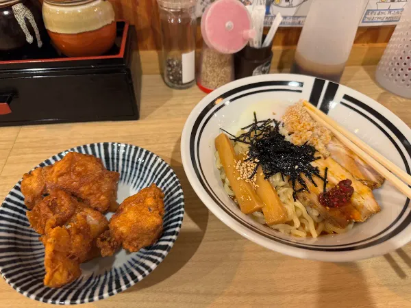 油そば・まぜそば ロマン 本店の写真4
