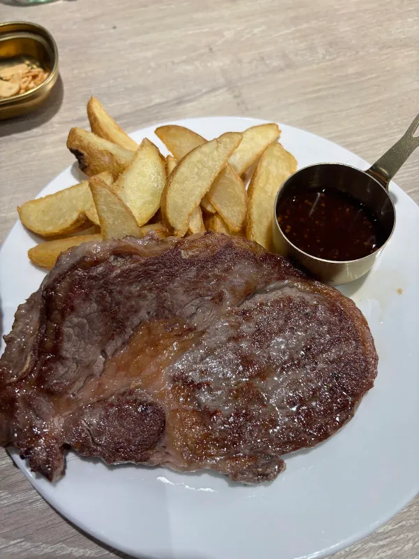 肉の中條の台所の写真3